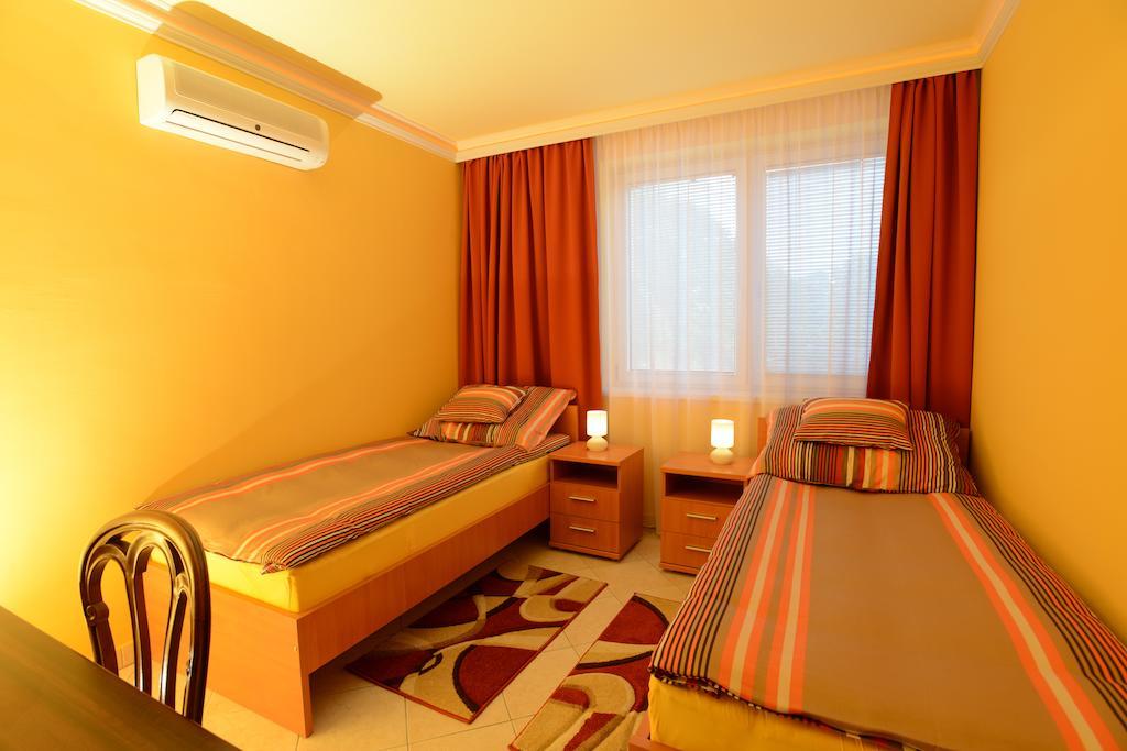 Nexus Vendeghaz Szeged Aparthotel Rom bilde