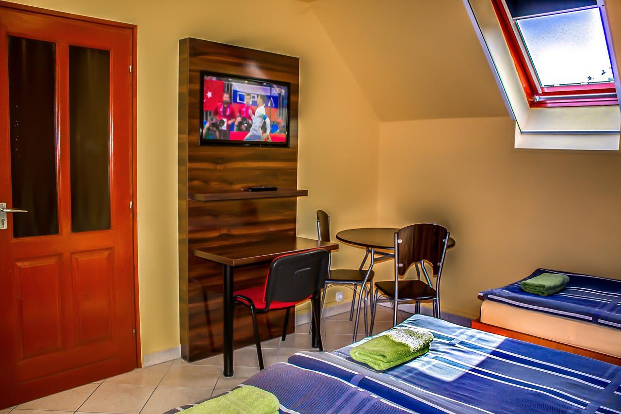 Nexus Vendeghaz Szeged Aparthotel Eksteriør bilde