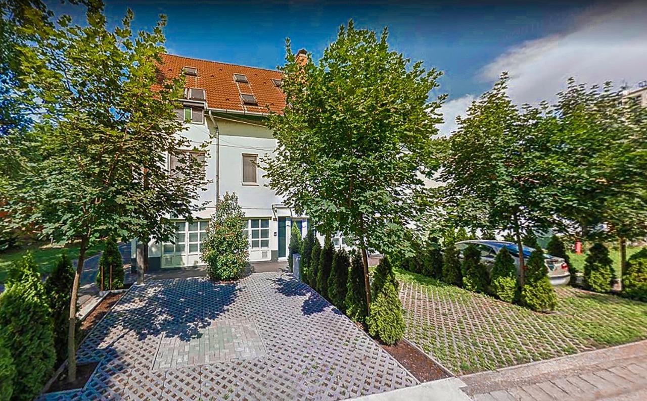 Nexus Vendeghaz Szeged Aparthotel Eksteriør bilde